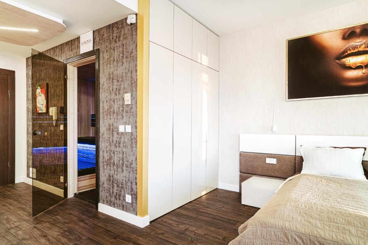 Sky Flat Jacuzzi 27 Floor Apartment Klaipeda Luaran gambar